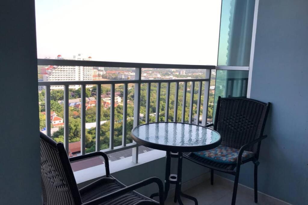 Stunning Seaview Suite Jomtien Beach Εξωτερικό φωτογραφία