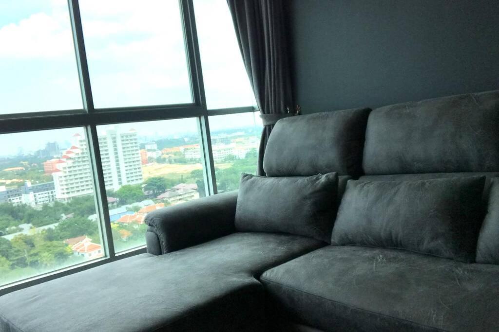 Stunning Seaview Suite Jomtien Beach Εξωτερικό φωτογραφία