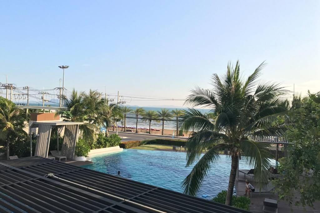 Stunning Seaview Suite Jomtien Beach Εξωτερικό φωτογραφία
